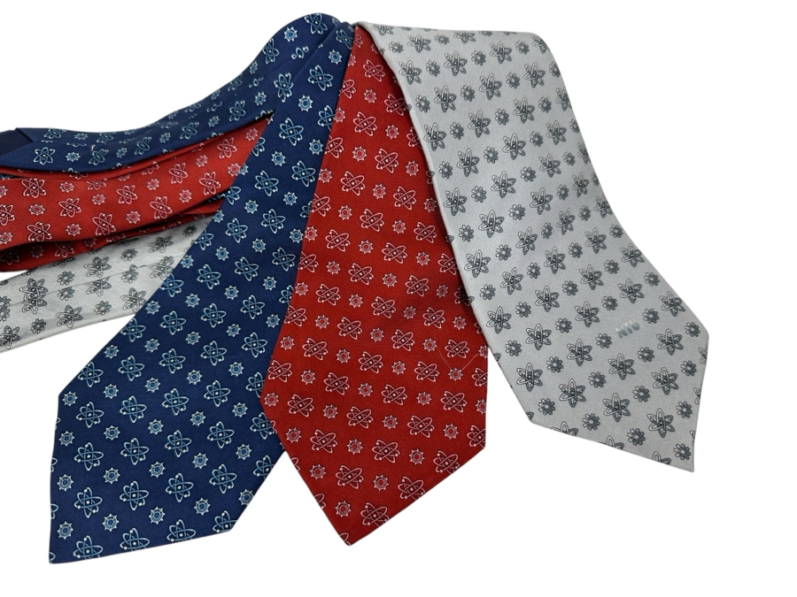 Nanyang Technological University Men's Silk Ties [Photo 1]