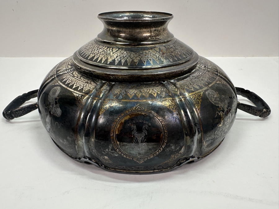 Large Sterling Silver Hallmarked SIAM Thailand Thainakon Footed Bowl With Handles 1,050g (92.5% Silver - Silver Melt Value $1,026) [Photo 16]