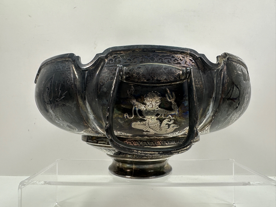 Large Sterling Silver Hallmarked SIAM Thailand Thainakon Footed Bowl With Handles 1,050g (92.5% Silver - Silver Melt Value $1,026) [Photo 8]