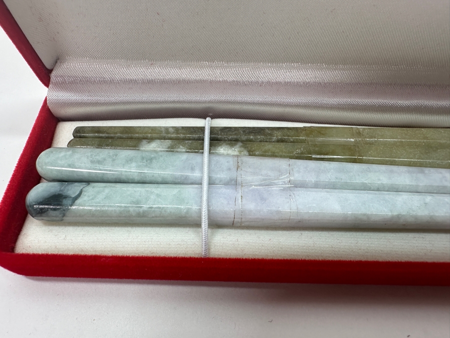 Jade Chopsticks in Box 9' W [Photo 4]