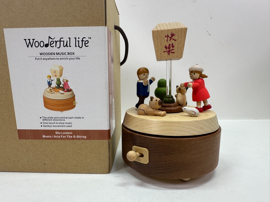 Wooderful Life Wooden Music Box NIB 5.5'H [Photo 4]