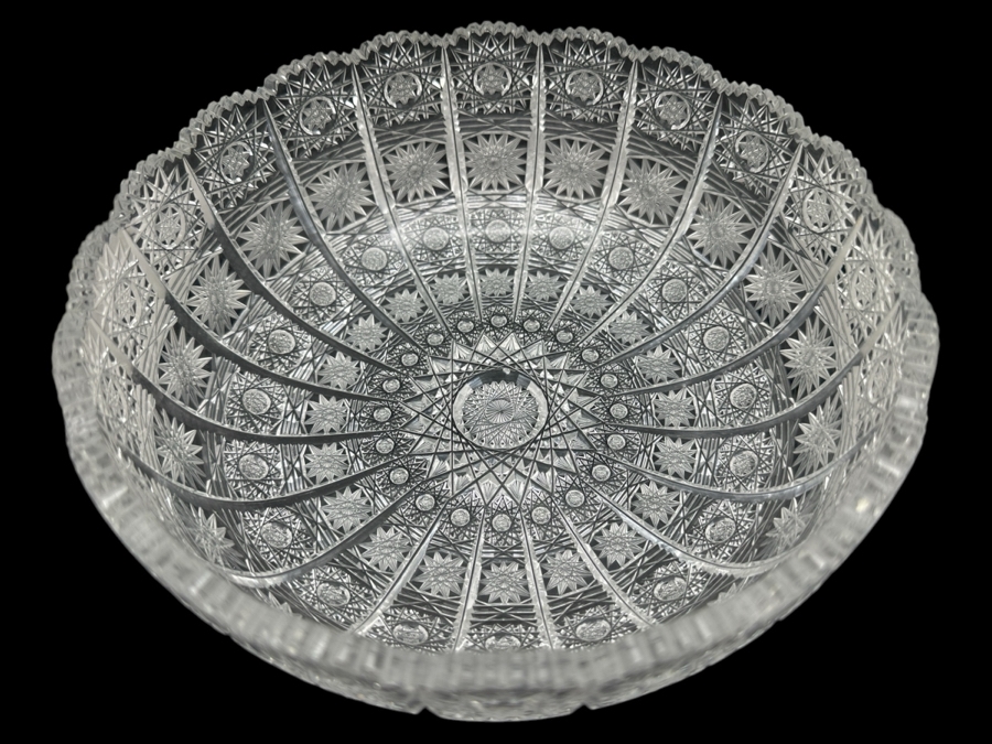 Stunning Bohemian Hand Cut Czechoslovakian Crystal Bowl 8.25'W x 3.25'H [Photo 1]