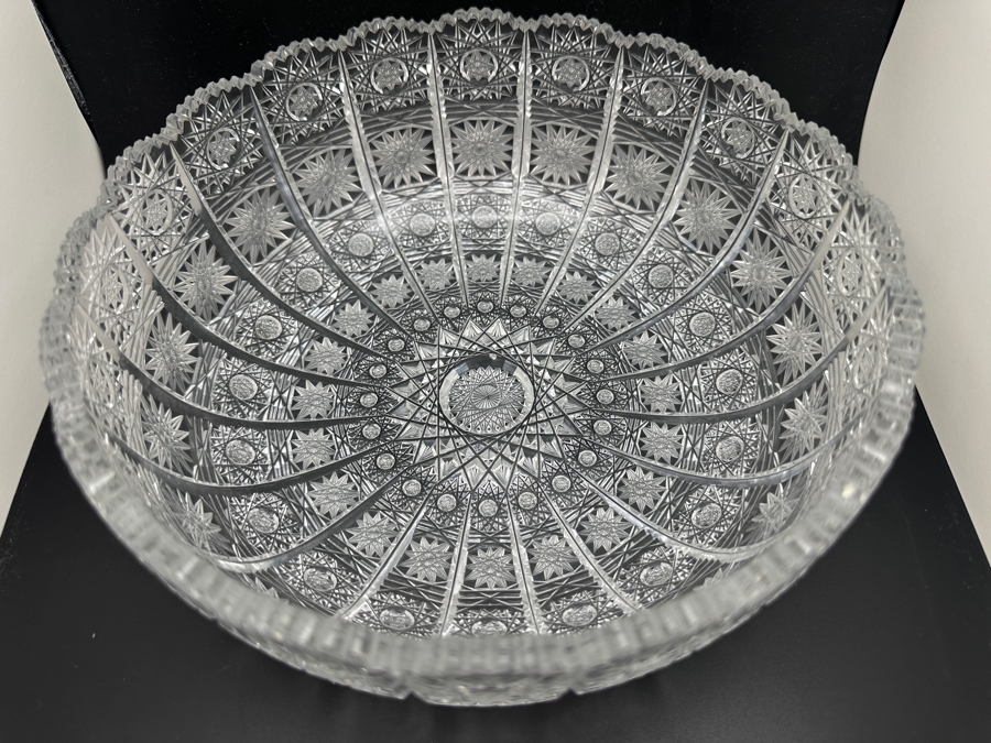 Stunning Bohemian Hand Cut Czechoslovakian Crystal Bowl 8.25'W x 3.25'H [Photo 5]