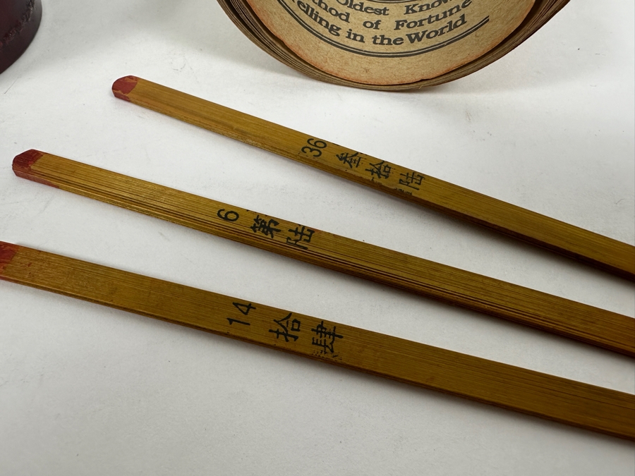 Chinese Fortune Sticks in Red Dragon Phoenix Box  [Photo 9]
