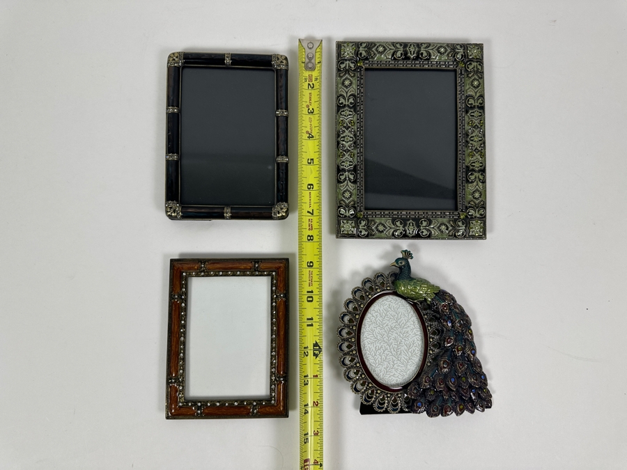 Set of (4) Decorative Photos Frames 5.5'H - 8'H [Photo 9]