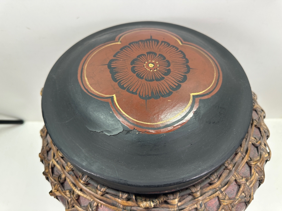 Bamboo and Laquer Farang Tailandes Rice Seed Box / Thai Rice Basket 17'H x 14'W  [Photo 12]