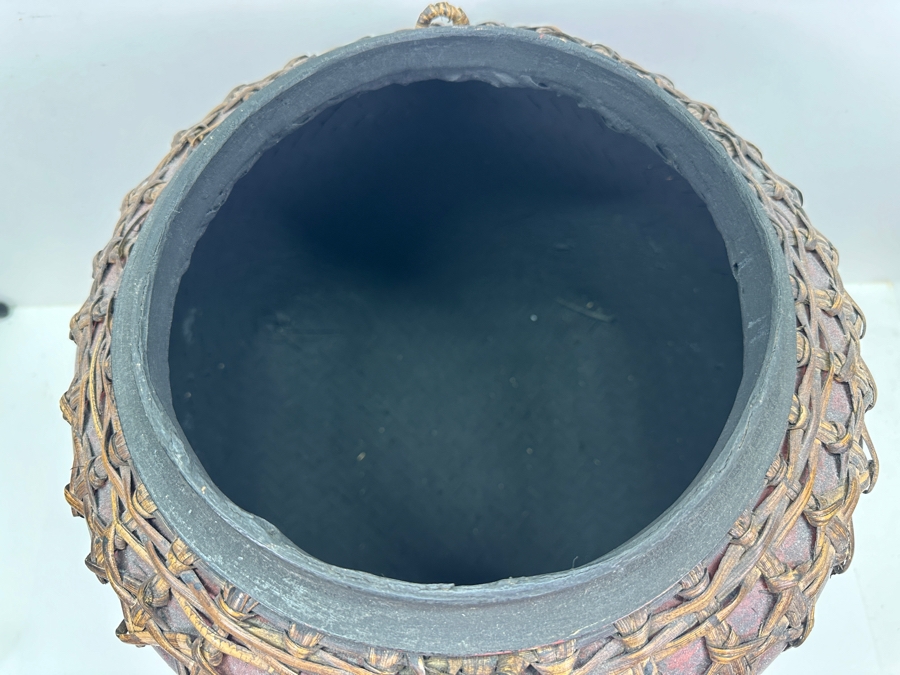 Bamboo and Laquer Farang Tailandes Rice Seed Box / Thai Rice Basket 17'H x 14'W  [Photo 14]