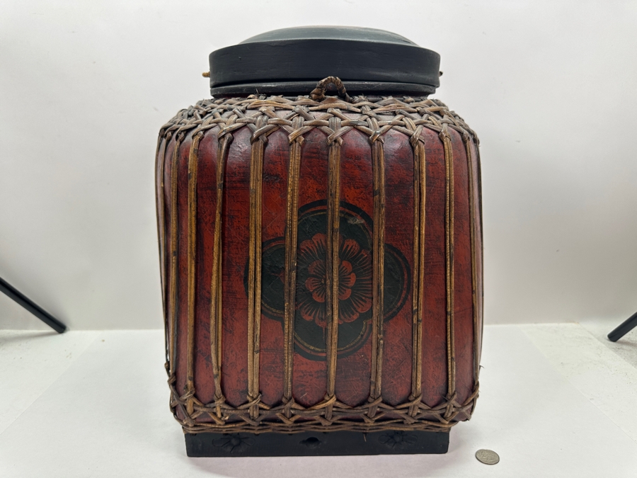Bamboo and Laquer Farang Tailandes Rice Seed Box / Thai Rice Basket 17'H x 14'W  [Photo 6]