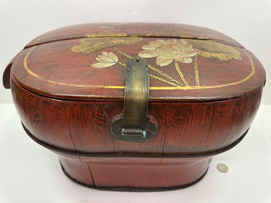 Antique Chinese Hand Painted Lacquer Wedding Box 18.5W x 12'D x 11'H [Photo 2]