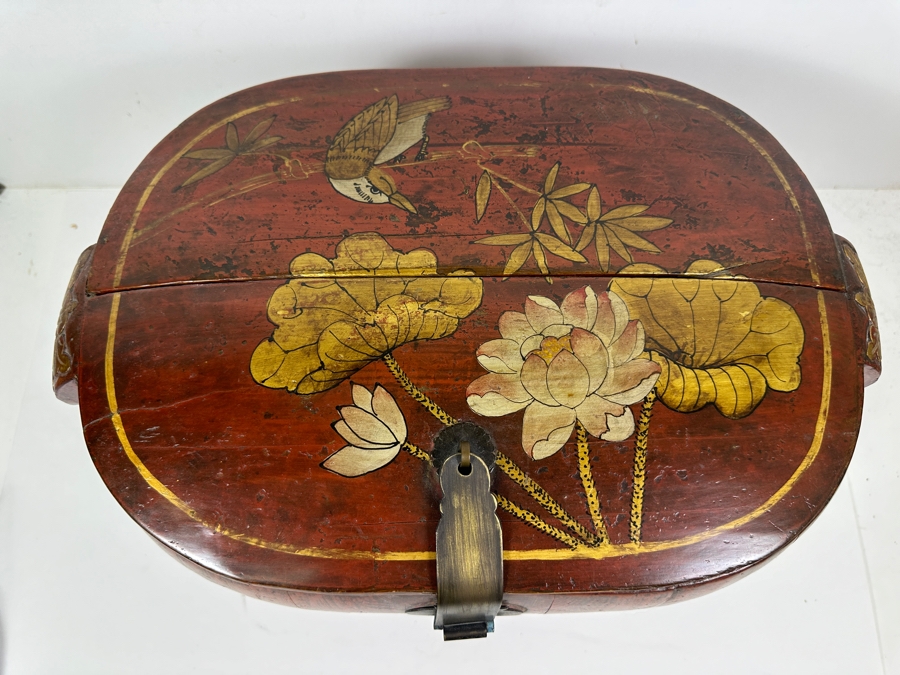 Antique Chinese Hand Painted Lacquer Wedding Box 18.5W x 12'D x 11'H [Photo 20]