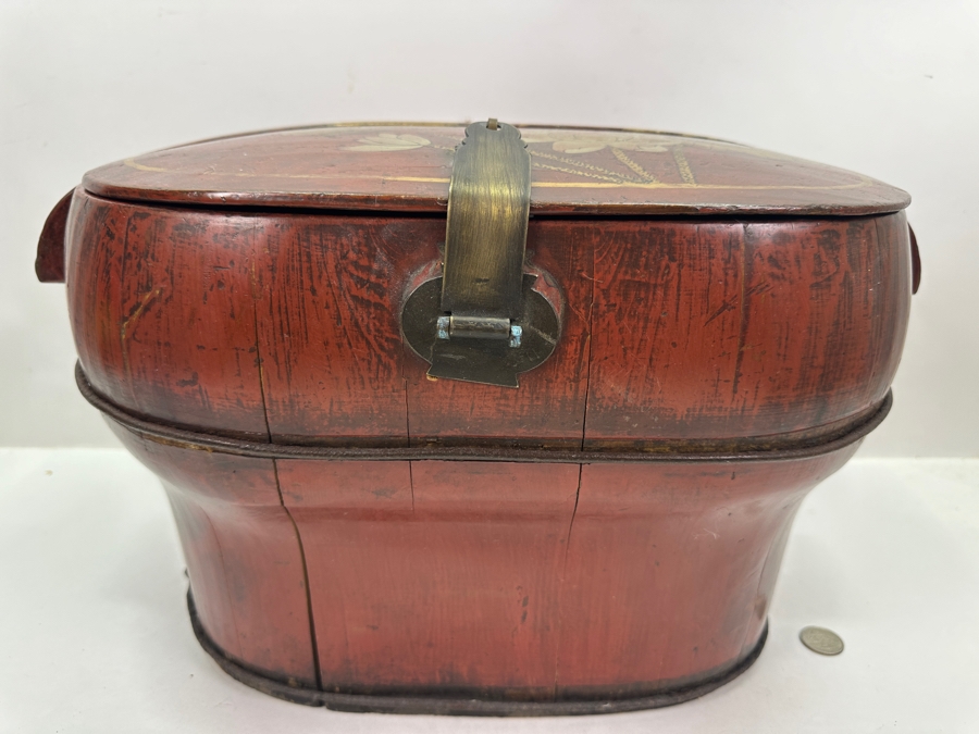 Antique Chinese Hand Painted Lacquer Wedding Box 18.5W x 12'D x 11'H [Photo 3]