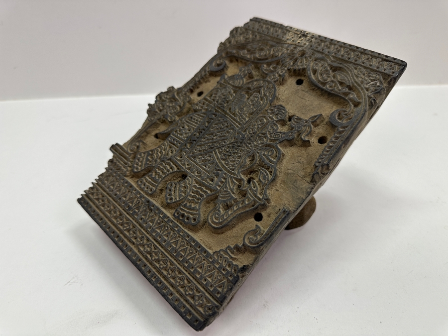Hand Carved Wooden Indian Elephant Hand Stamp 5.5'W x 3.5'D x 7.75'H [Photo 4]