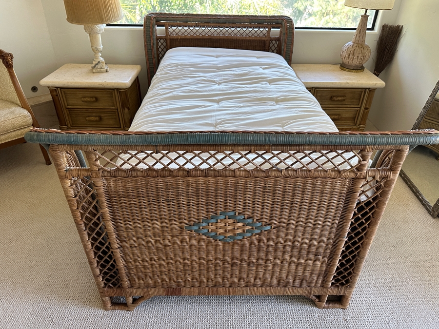 French Grange Art Deco Wicker Sleigh Bed 49W X 85L X 37.5H [Photo 4]