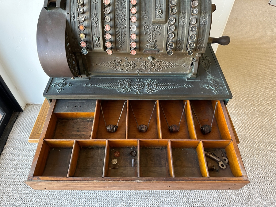 Antique Brass National Cash Register Model 452 Co. Dayton, Ohio 23.5W X 15.5D X 22H [Photo 17]