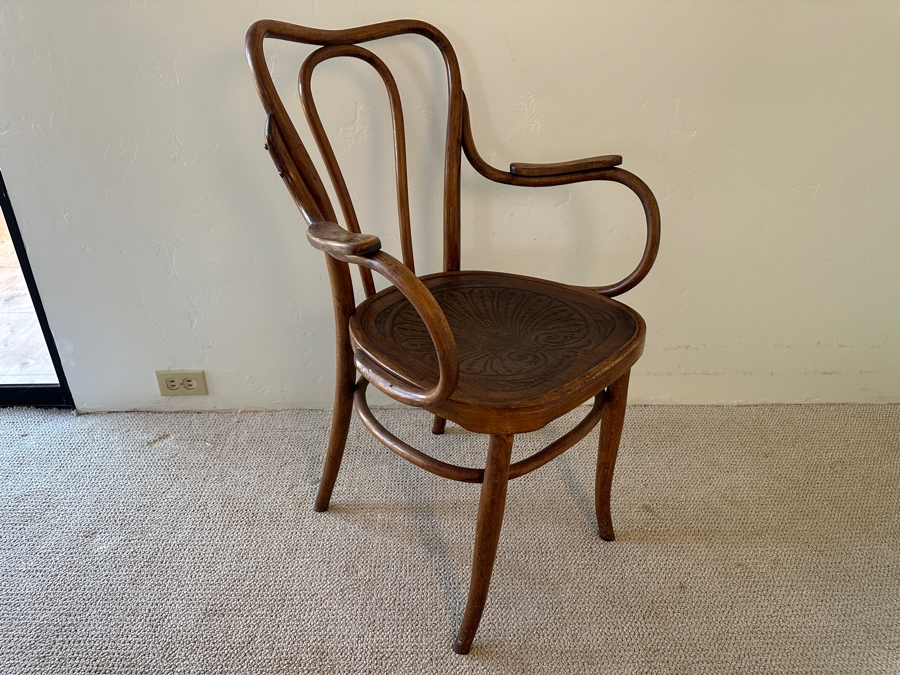 Vintage 1920s Michael Thonet Bentwood Armchair 23.25W X 24D X 34H [Photo 8]