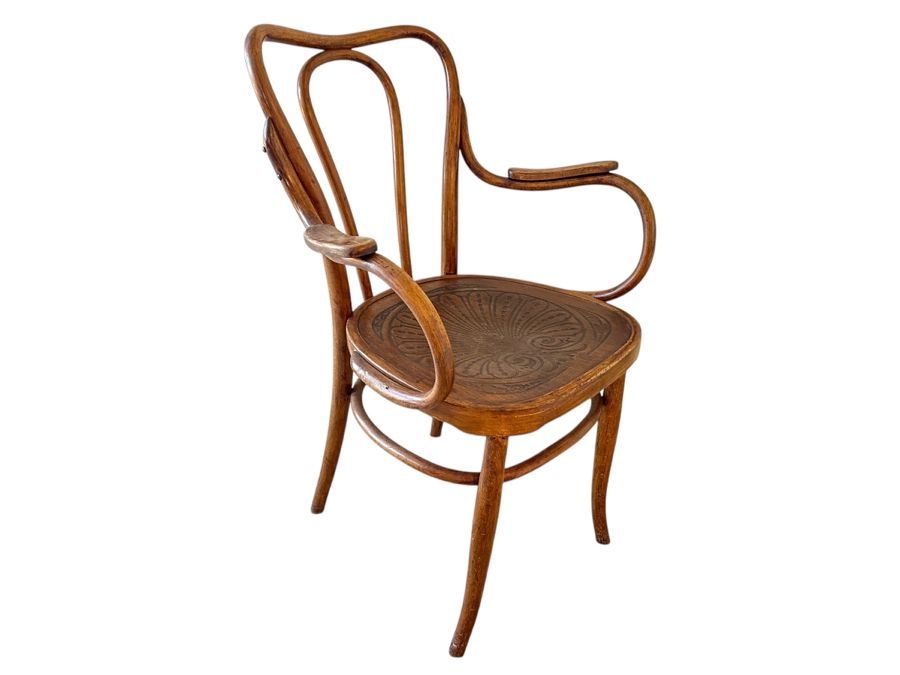 Vintage 1920s Michael Thonet Bentwood Armchair 23.25W X 24D X 34H [Photo 1]