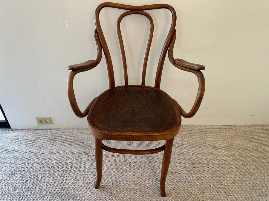 Vintage 1920s Michael Thonet Bentwood Armchair 23.25W X 24D X 34H [Photo 4]