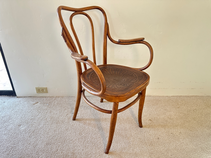 Vintage 1920s Michael Thonet Bentwood Armchair 23.25W X 24D X 34H [Photo 9]