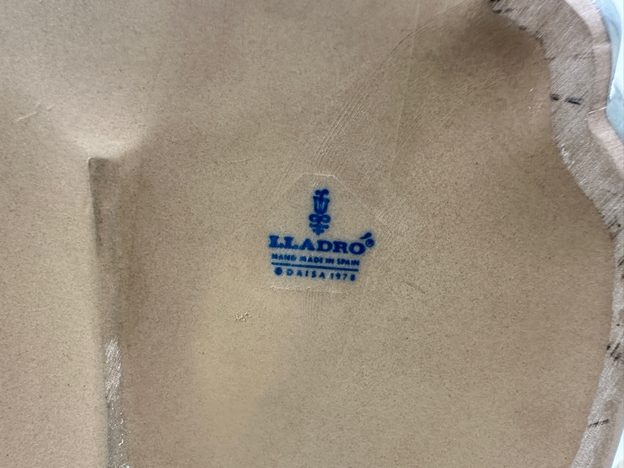 Large Lladro Nude With Rose Figurine 13517 12W X 10D X 18H Retailed $825 [Photo 17]