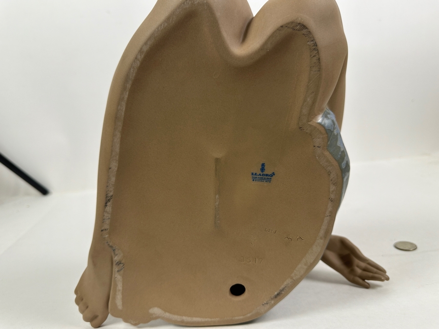 Large Lladro Nude With Rose Figurine 13517 12W X 10D X 18H Retailed $825 [Photo 15]