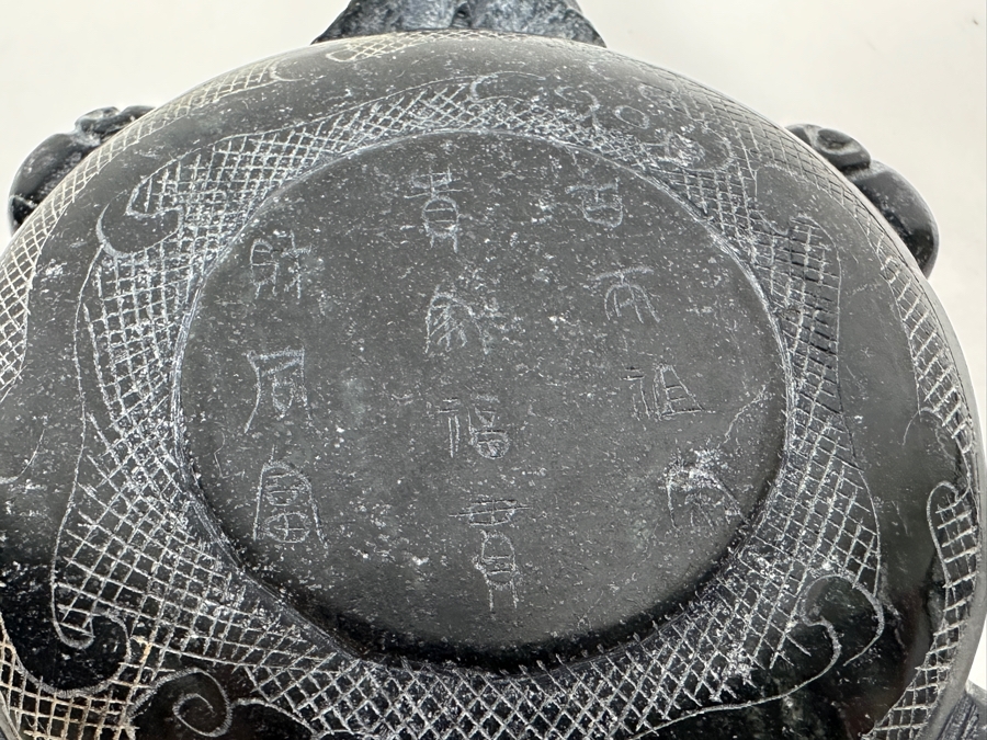 Just Added - Vintage Chinese Carved Black Stone Turtle Box With Writing On Top 262g [Photo 9]