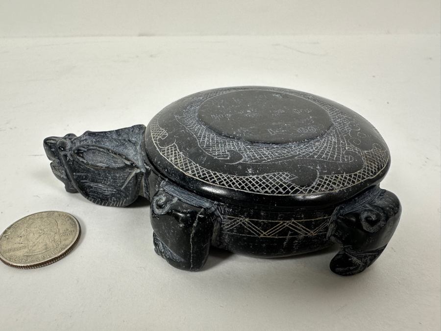 Just Added - Vintage Chinese Carved Black Stone Turtle Box With Writing On Top 262g [Photo 3]