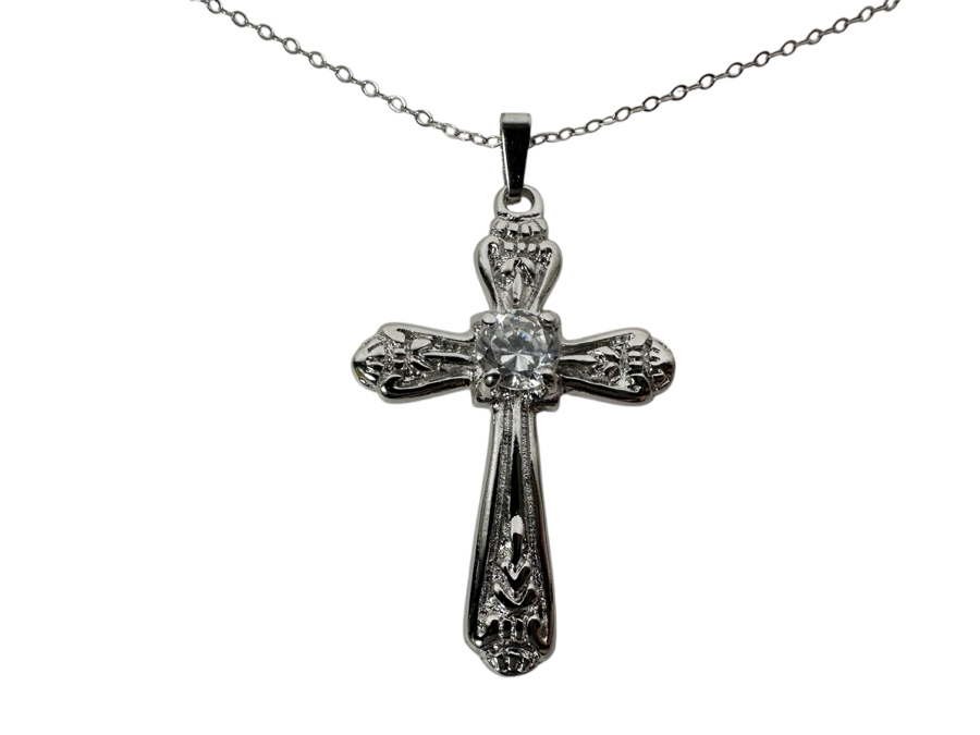 Just Added - 22' Sterling Silver Necklace With Sterling Silver Cross Pendant 5.9g [Photo 1]