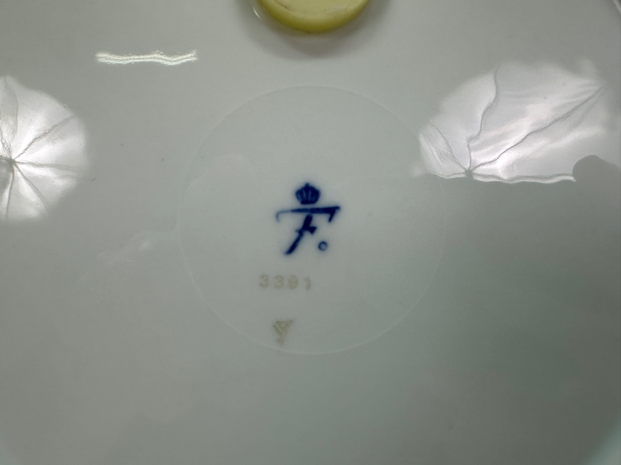 Just Added - Furstenberg Germany White Porcelain Hand Painted Meissen Flowers Plate 12W [Photo 5]