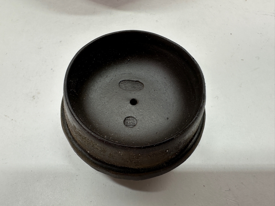 Just Added - Vintage Chinese Yixing Teapot 5.5W X 3H [Photo 9]