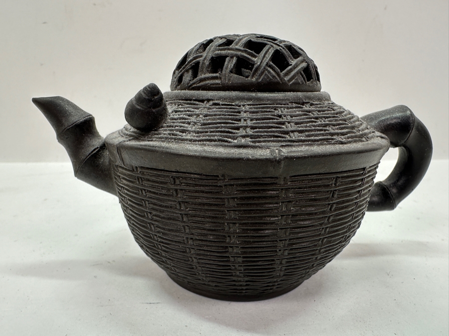 Just Added - Vintage Chinese Yixing Teapot 5.5W X 3H [Photo 2]