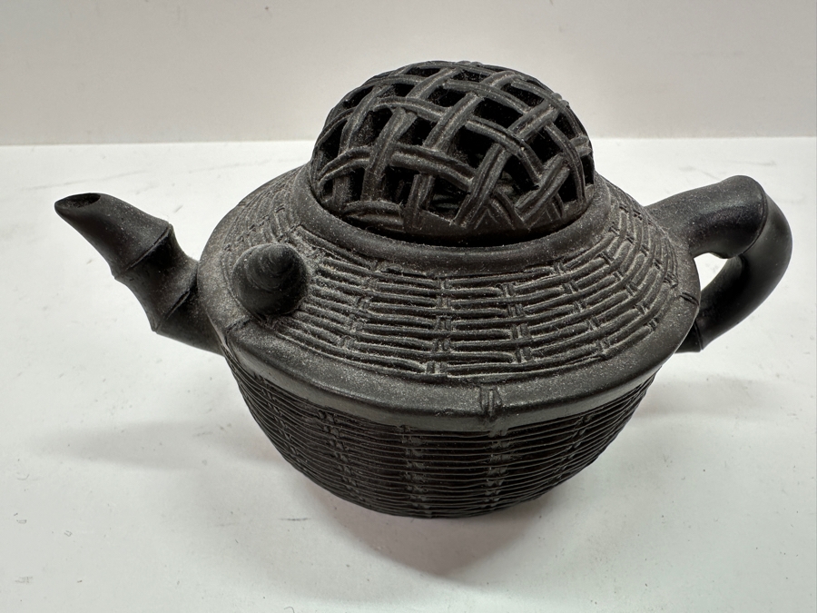Just Added - Vintage Chinese Yixing Teapot 5.5W X 3H [Photo 4]