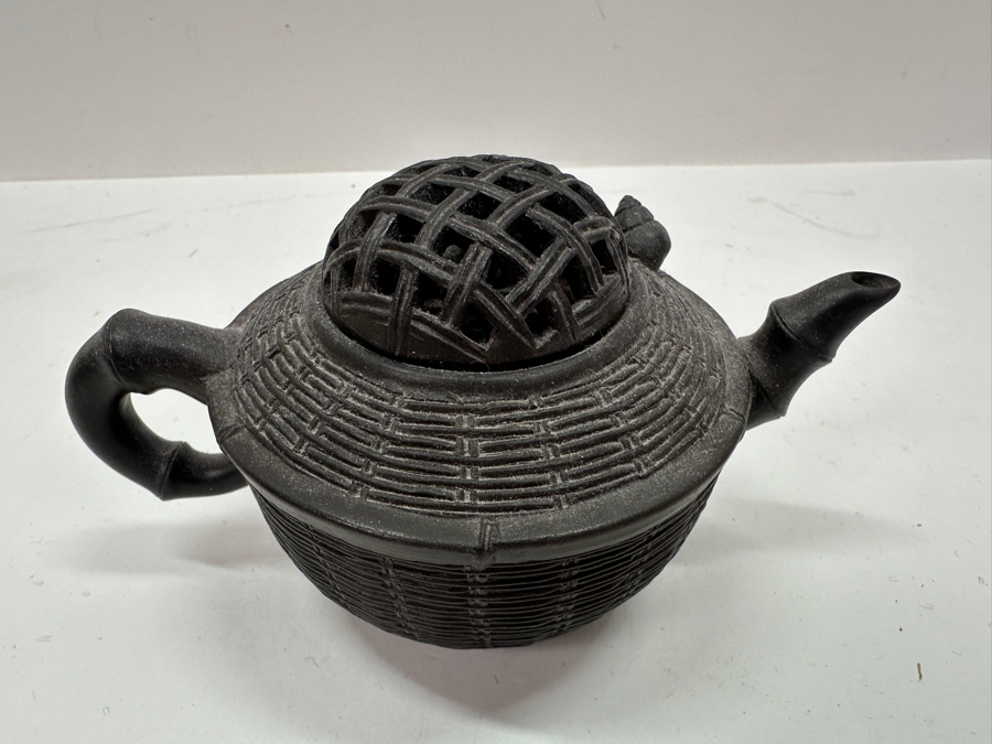 Just Added - Vintage Chinese Yixing Teapot 5.5W X 3H [Photo 7]