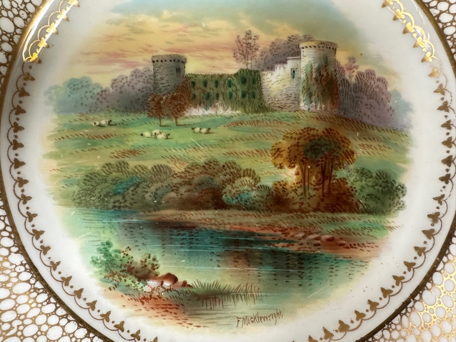 Pair Of F. Micklewright Artist Signed Hand Painted Plates Of Kilchurn Castle And Bothwell Castle By Hammersley & Co England 10.5W [Photo 7]