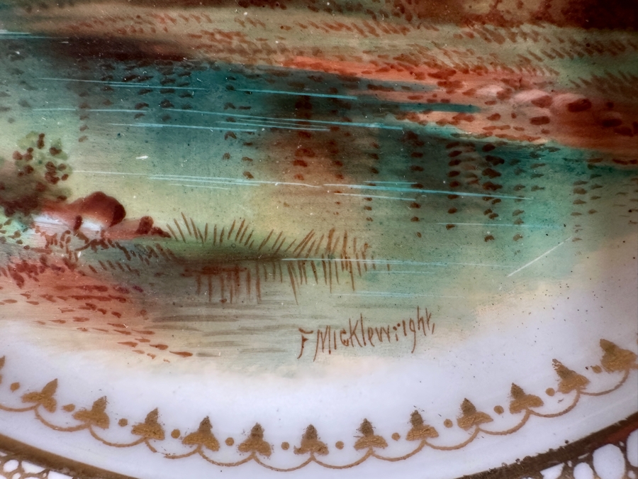 Pair Of F. Micklewright Artist Signed Hand Painted Plates Of Kilchurn Castle And Bothwell Castle By Hammersley & Co England 10.5W [Photo 9]