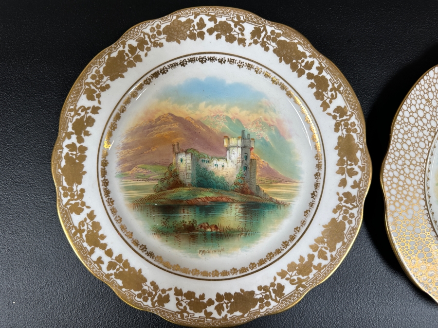 Pair Of F. Micklewright Artist Signed Hand Painted Plates Of Kilchurn Castle And Bothwell Castle By Hammersley & Co England 10.5W [Photo 2]