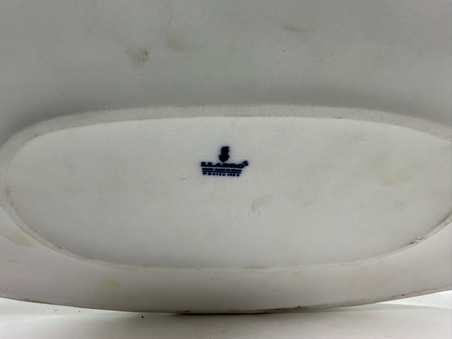 Lladro 'Cafe de Paris' Porcelain Figurine #01001511 13.5'H Original Retail $2,950 1987-1995 [Photo 10]