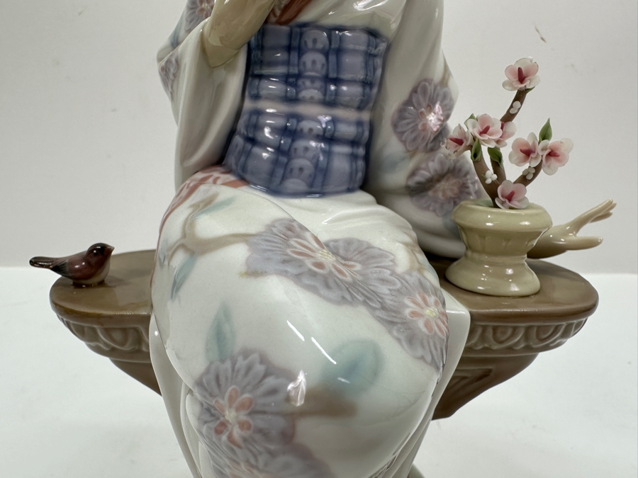 Lladro 'Nippon Lady' Porcelain Figurine #5327 9'H 1985-2001 [Photo 3]