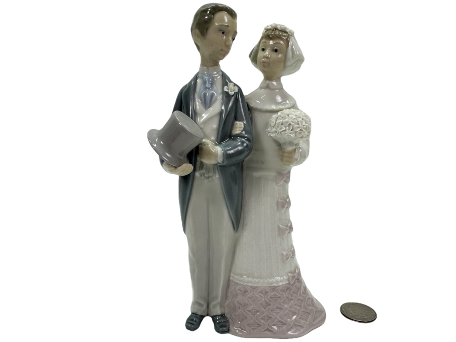 Lladro 'Bride and Groom' Porcelain Figurine #4840 7.5'H 