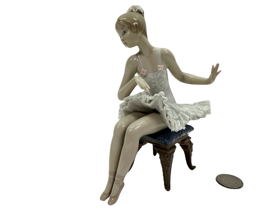 Lladro 'Recital' Ballerina Porcelain Figurine #5496 4.75'H $595 Retail [Photo 1]