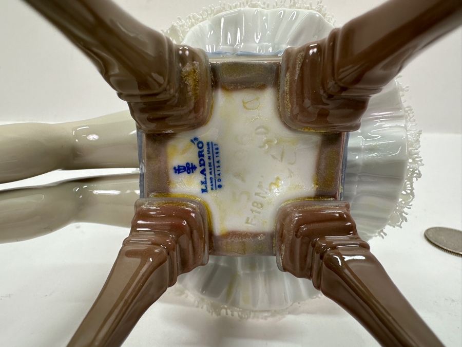 Lladro 'Recital' Ballerina Porcelain Figurine #5496 4.75'H $595 Retail [Photo 7]