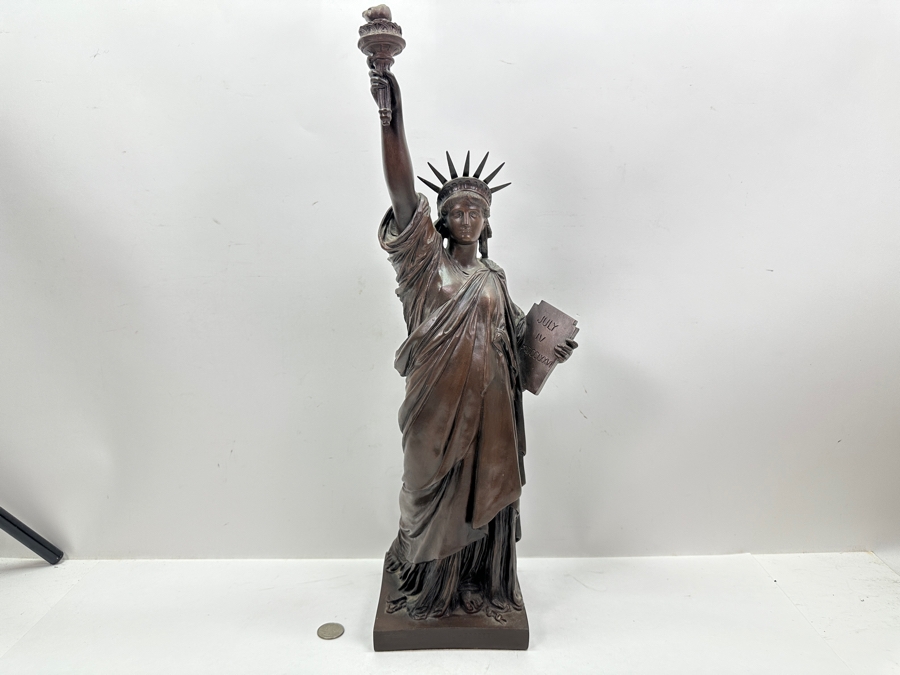 Statue Of Liberty Resin Statue By Gold Leaf Corporation 20.5'H [Photo 2]