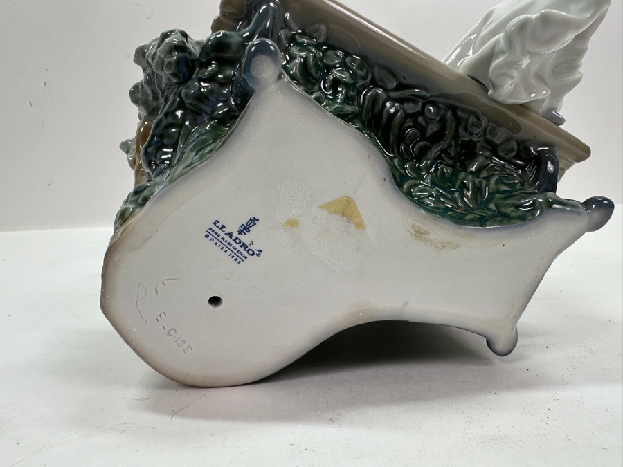 Vintage Lladro 'Sunday in the Park' Porcelain Figurine #5365 9'H 1986-1996 [Photo 9]