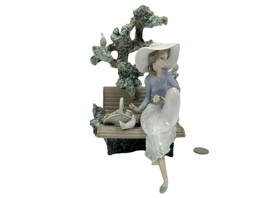 Vintage Lladro 'Sunday in the Park' Porcelain Figurine #5365 9'H 1986-1996 [Photo 1]