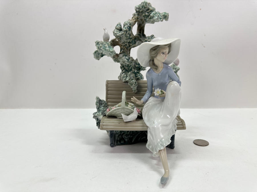 Vintage Lladro 'Sunday in the Park' Porcelain Figurine #5365 9'H 1986-1996 [Photo 3]