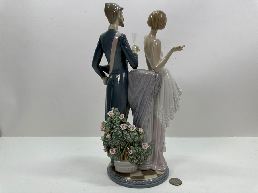 Vintage Lladro 'The Reception' Porcelain Figurine #3018 13.5'H 1971-1998 [Photo 6]