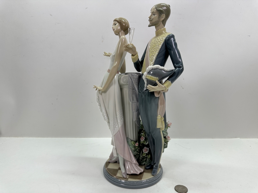 Vintage Lladro 'The Reception' Porcelain Figurine #3018 13.5'H 1971-1998 [Photo 10]