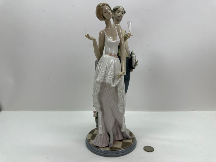 Vintage Lladro 'The Reception' Porcelain Figurine #3018 13.5'H 1971-1998 [Photo 5]
