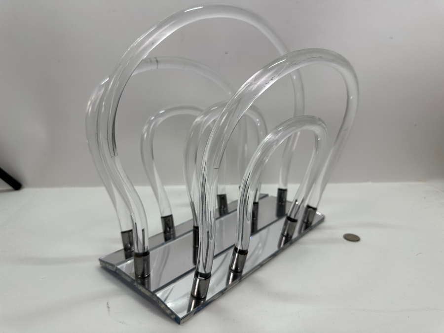 Vintage Mid-Century Modern Dorothy Thorpe Lucite And Chrome Magazine Rack 13W X 10D X 13.5H [Photo 3]