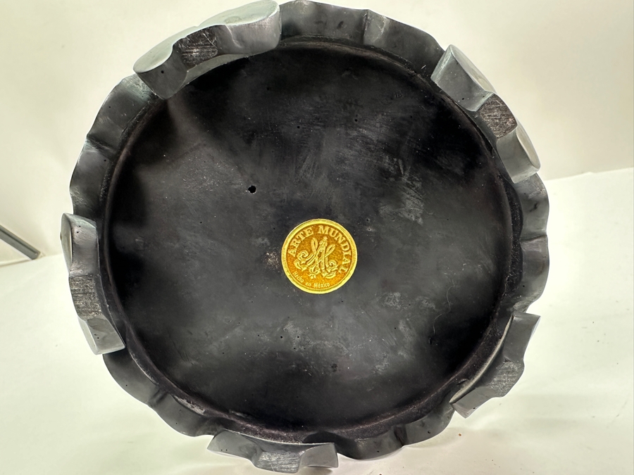 Arte Mundial Resin Chinoiserie Sculpture 19.5'H [Photo 8]