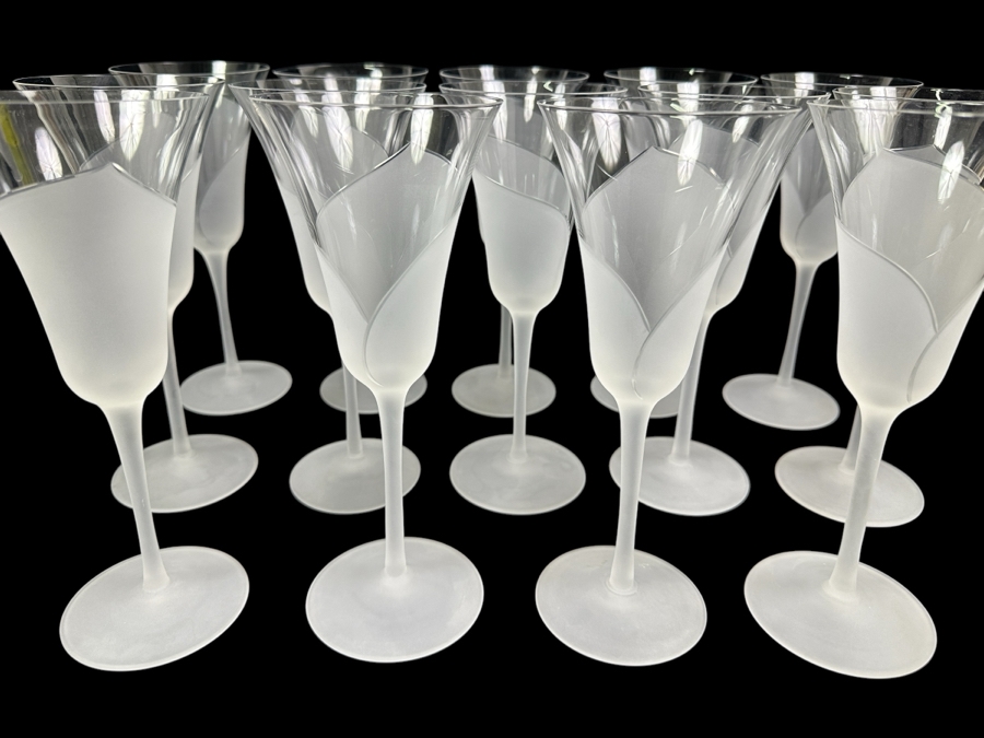 (14) Sasaki Hana Clear Frosted Lily Stemware Glasses Water Goblets 8 7/8H Replacements Value $419 [Photo 1]
